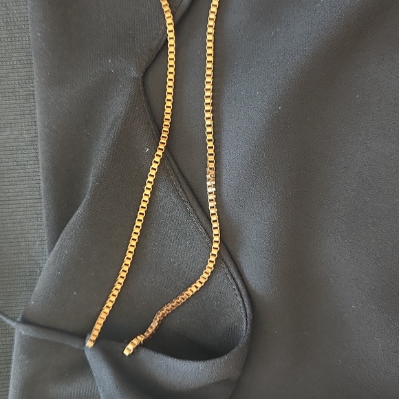 Black camisole - Picture 5 of 5